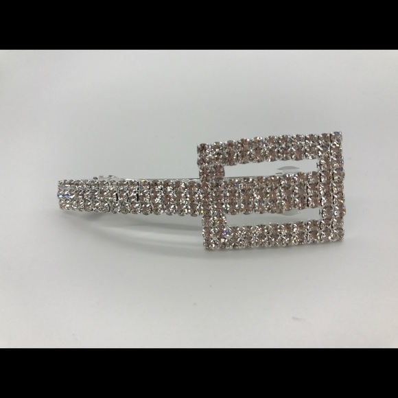 Hair accessories - Picture 2 of 2